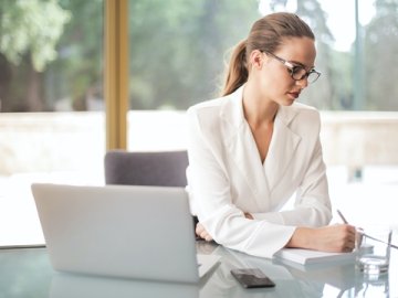 如何查詢新加坡公司報(bào)關(guān)資質(zhì)？詳細(xì)操作步驟指南