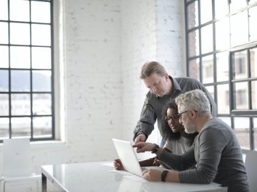 羅湖區(qū)注冊香港公司費(fèi)用詳解，助你開拓國際市場