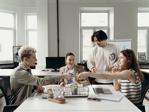 怎么辦理國(guó)際商標(biāo)查詢(xún)與注冊(cè)代理申請(qǐng) 怎么辦理國(guó)際商標(biāo)查詢(xún)與注冊(cè)代理申請(qǐng)